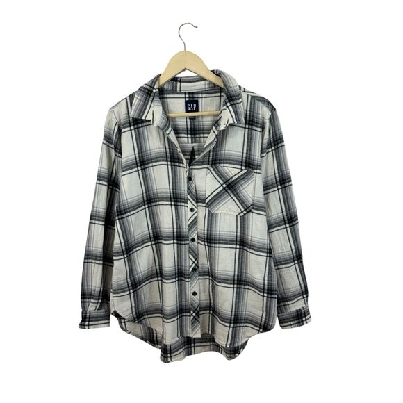 GAP Tops - GAP Large Cotton Flannel Shirt Button Up Long Sleeve Plaid Womens READ
